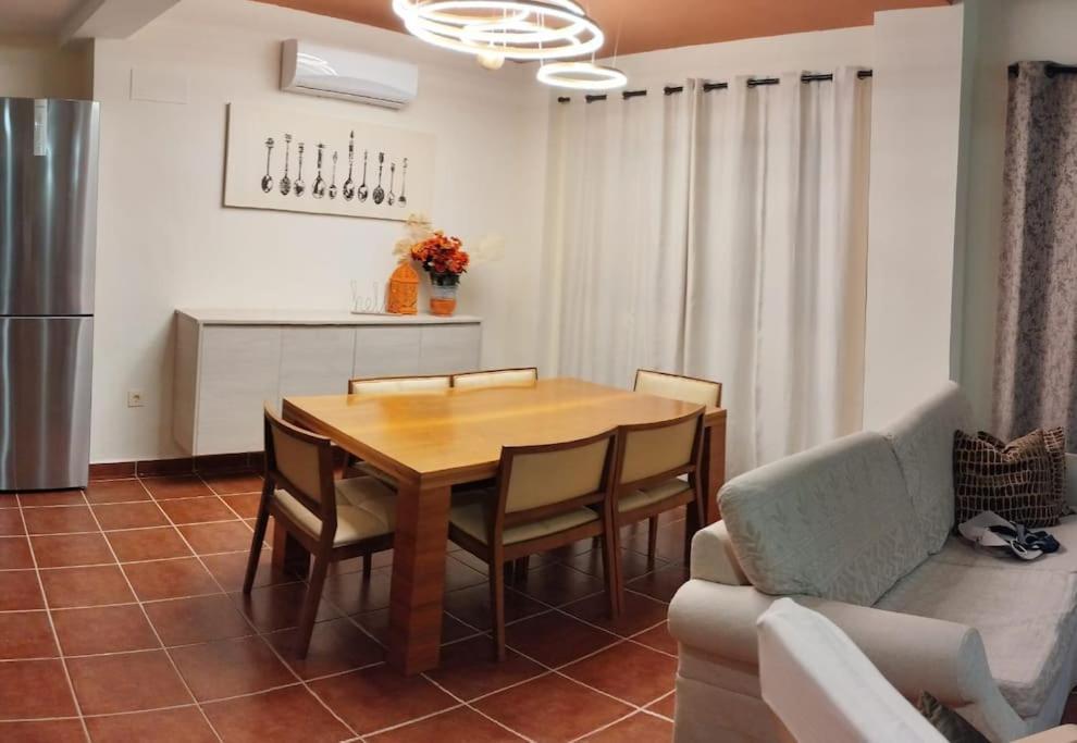 Suite En Sierramagna, Piscina Abierta El Ronquillo Luaran gambar