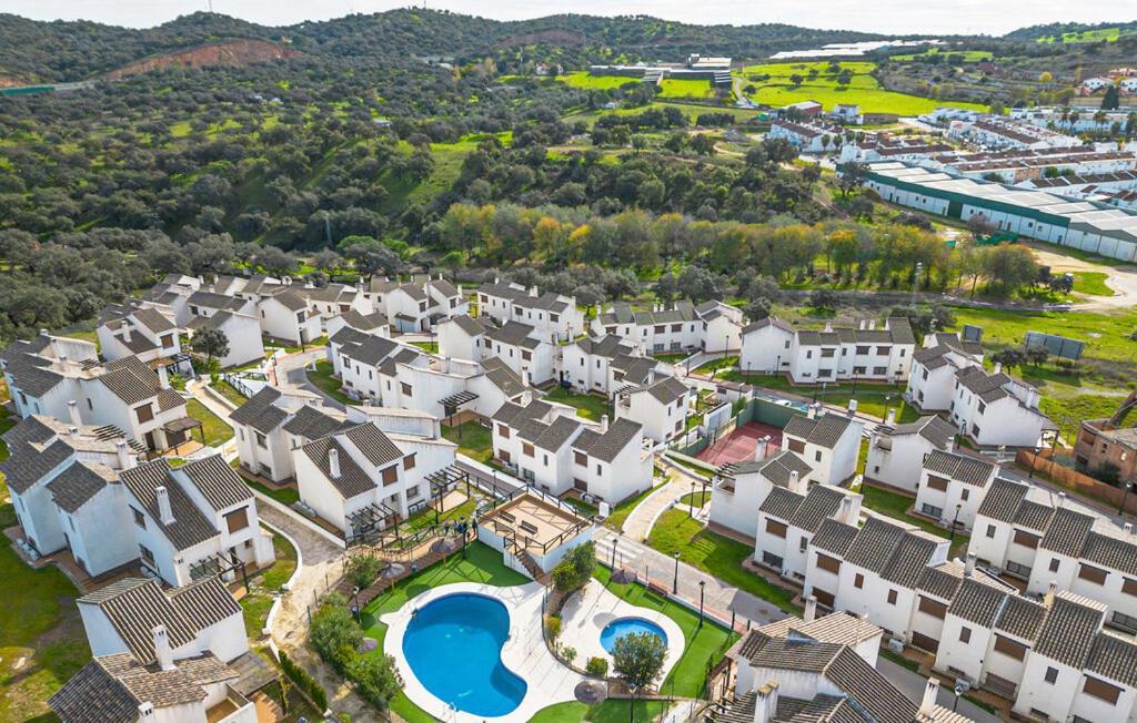 Suite En Sierramagna, Piscina Abierta El Ronquillo Luaran gambar